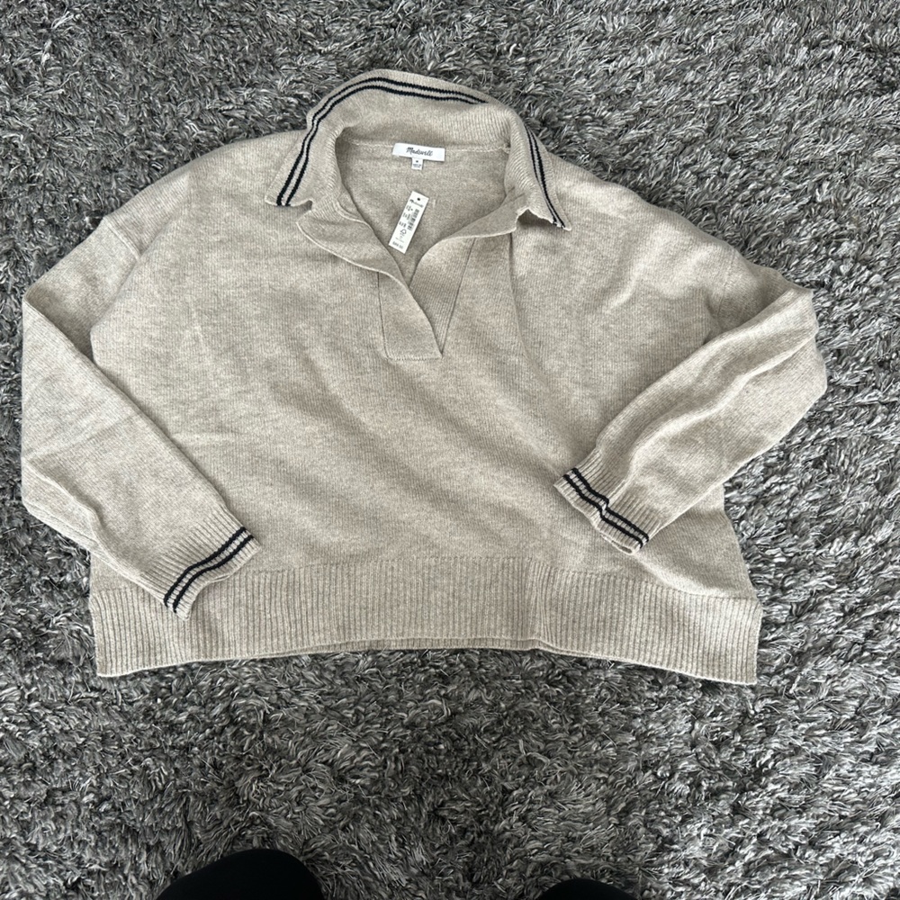Madewell grey VNeck sweater with collar